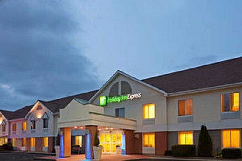 Holiday Inn Express Keene, An Ihg Hotel Exterior photo